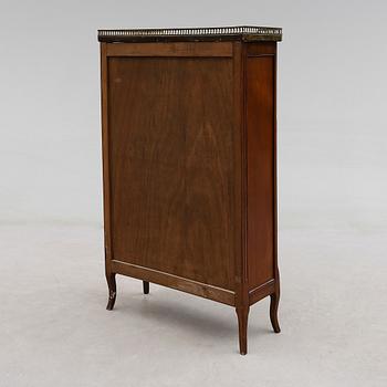 BOKHYLLA, Frankrike, 1900-talets början.