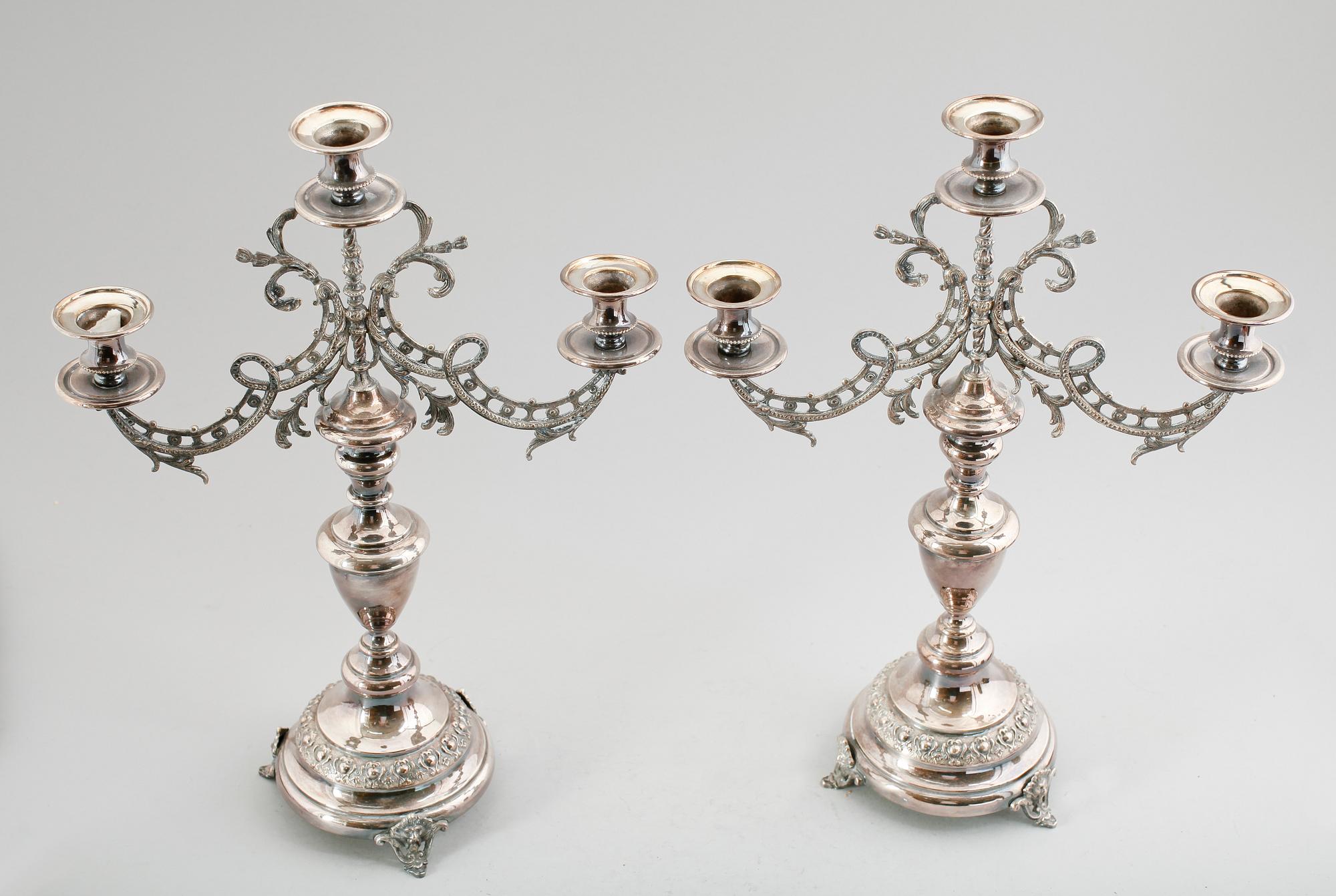 KANDELABRAR, 1 par, nysilver, tidigt 1900-tal.
