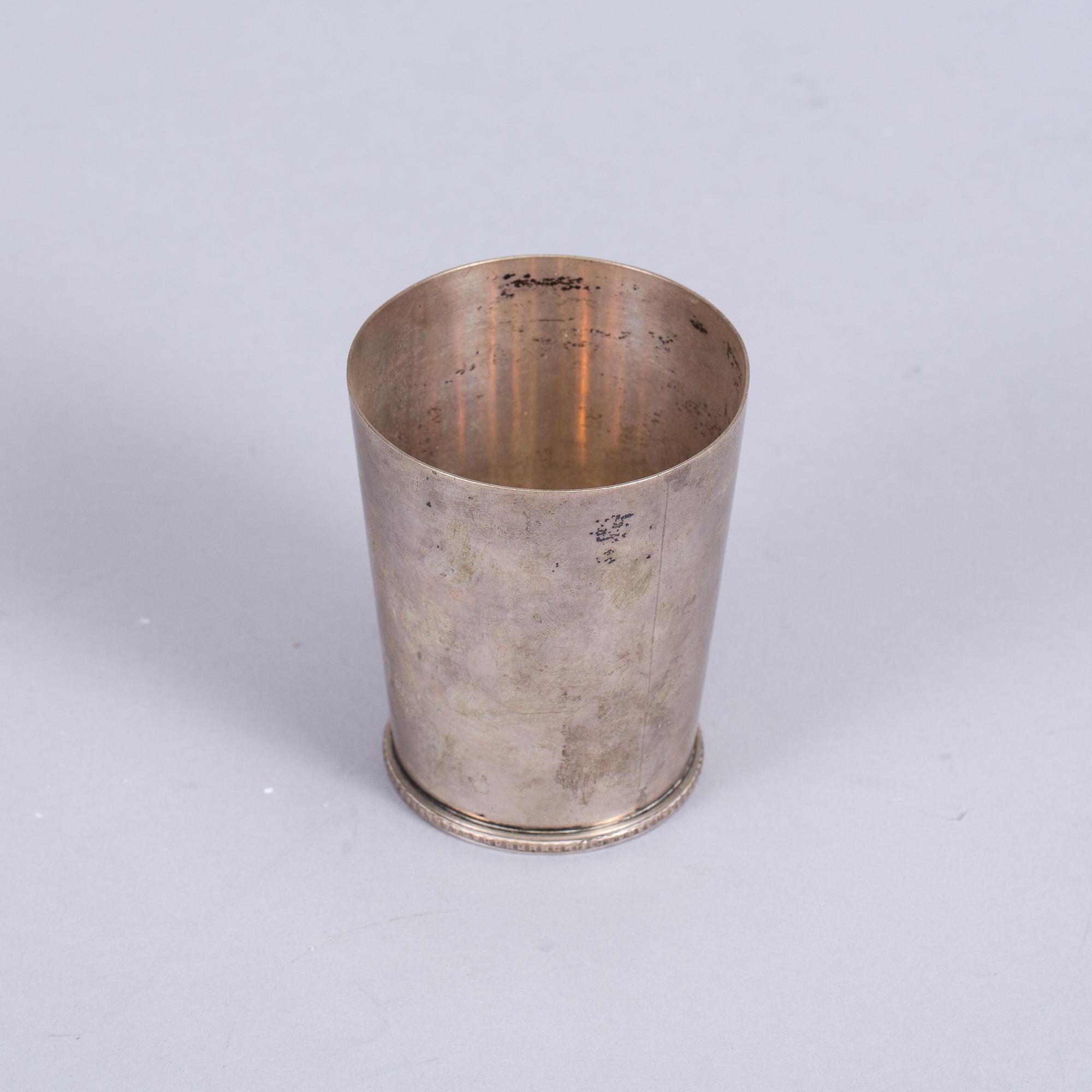 BÄGARE, silver, Wiwen Nilsson, Lund 1938. Vikt c:a 100 g.