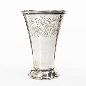 Guldsmedsaktiebolaget (GAB), A Swedish silver beaker, Stockholm 1938.