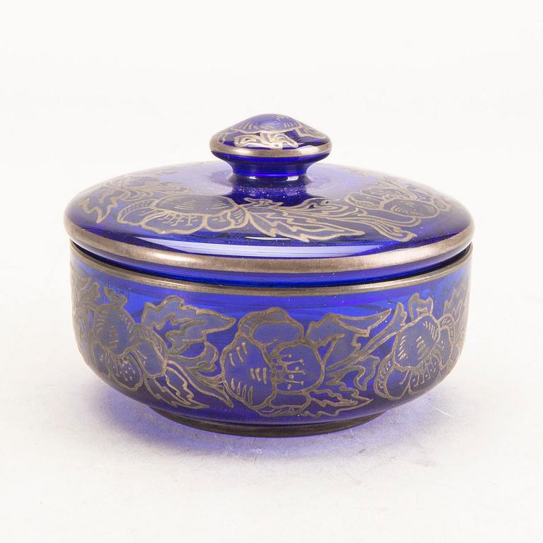 A signed Boda early 1900s glass box.