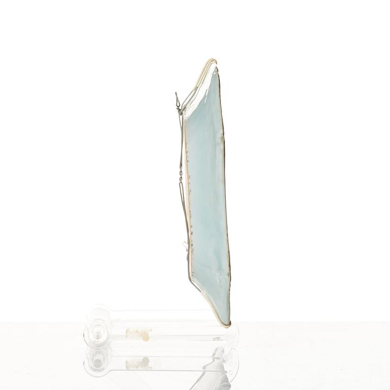 A set with three famille rose serving dishes, Qing dynasty, Qianlong (1736-95).