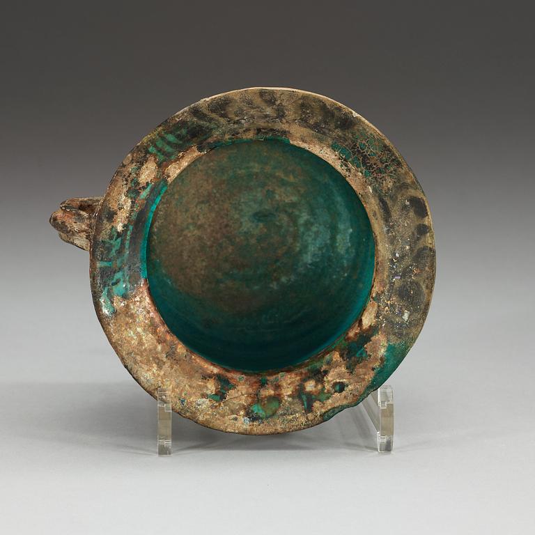 KRUKA, lergods. Turkos glasyr med svart dekor. Höjd 12 cm. Persien 1200-1300-tal.