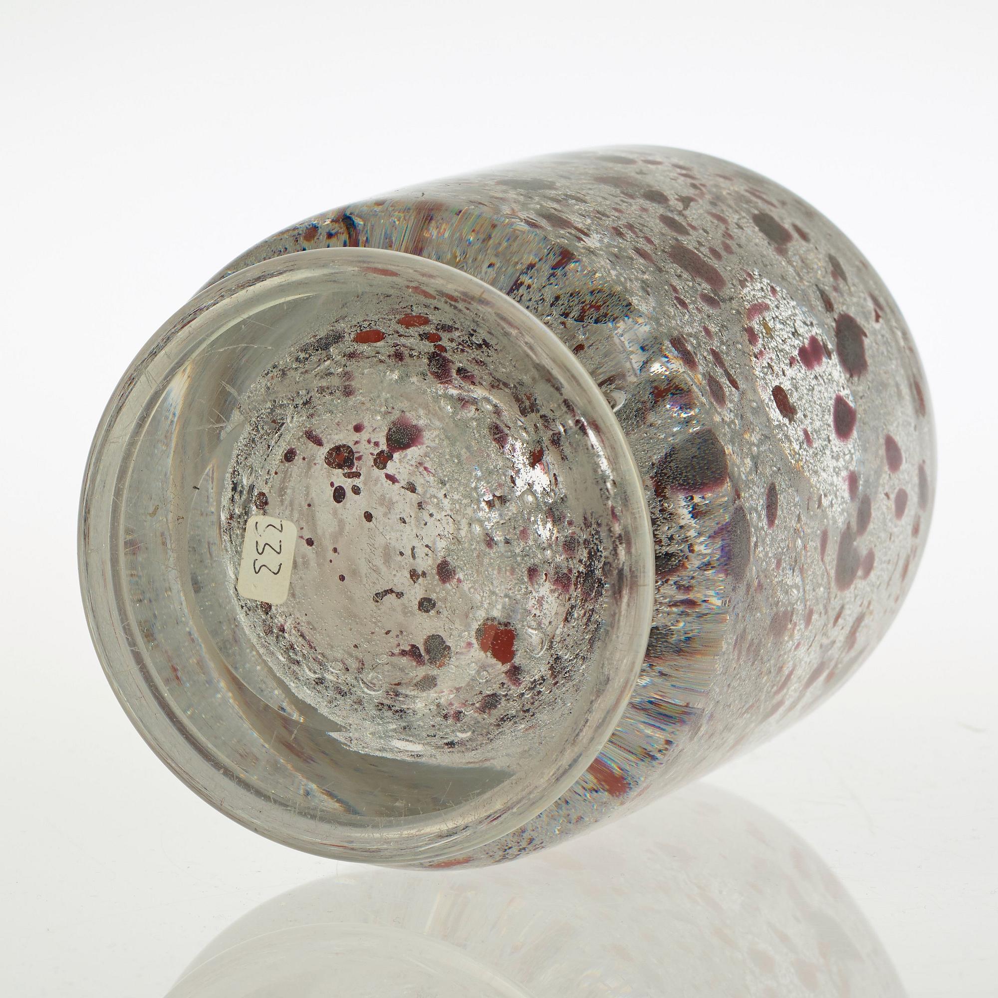 A Vicke Lindstrand glass vase, Orrefors, probably late 1930's.