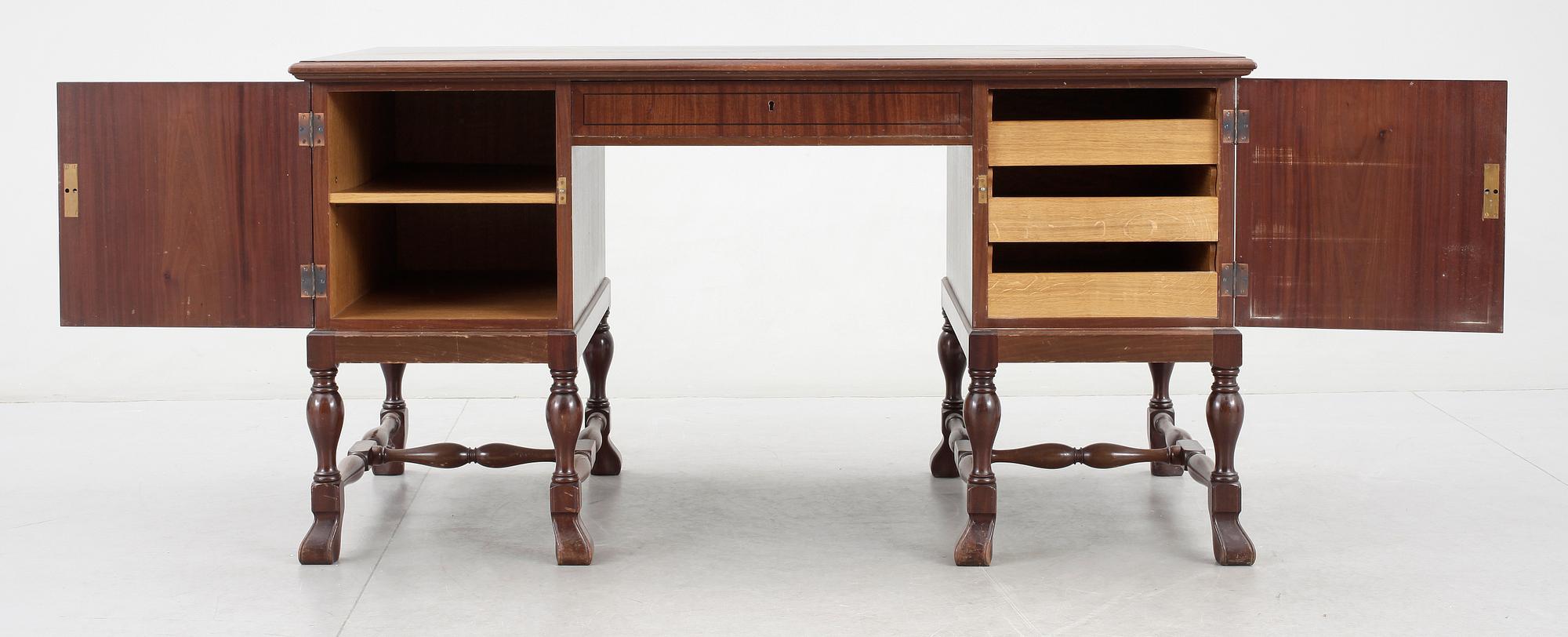 SKRIVBORD, 1920-30-tal.