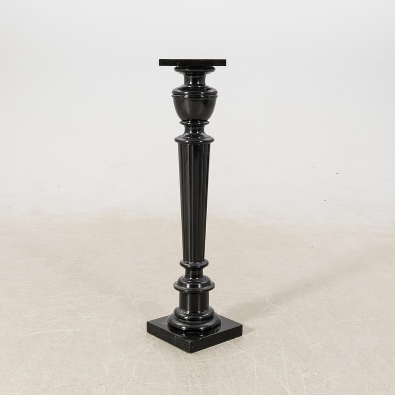 Pedestal early 20th century.