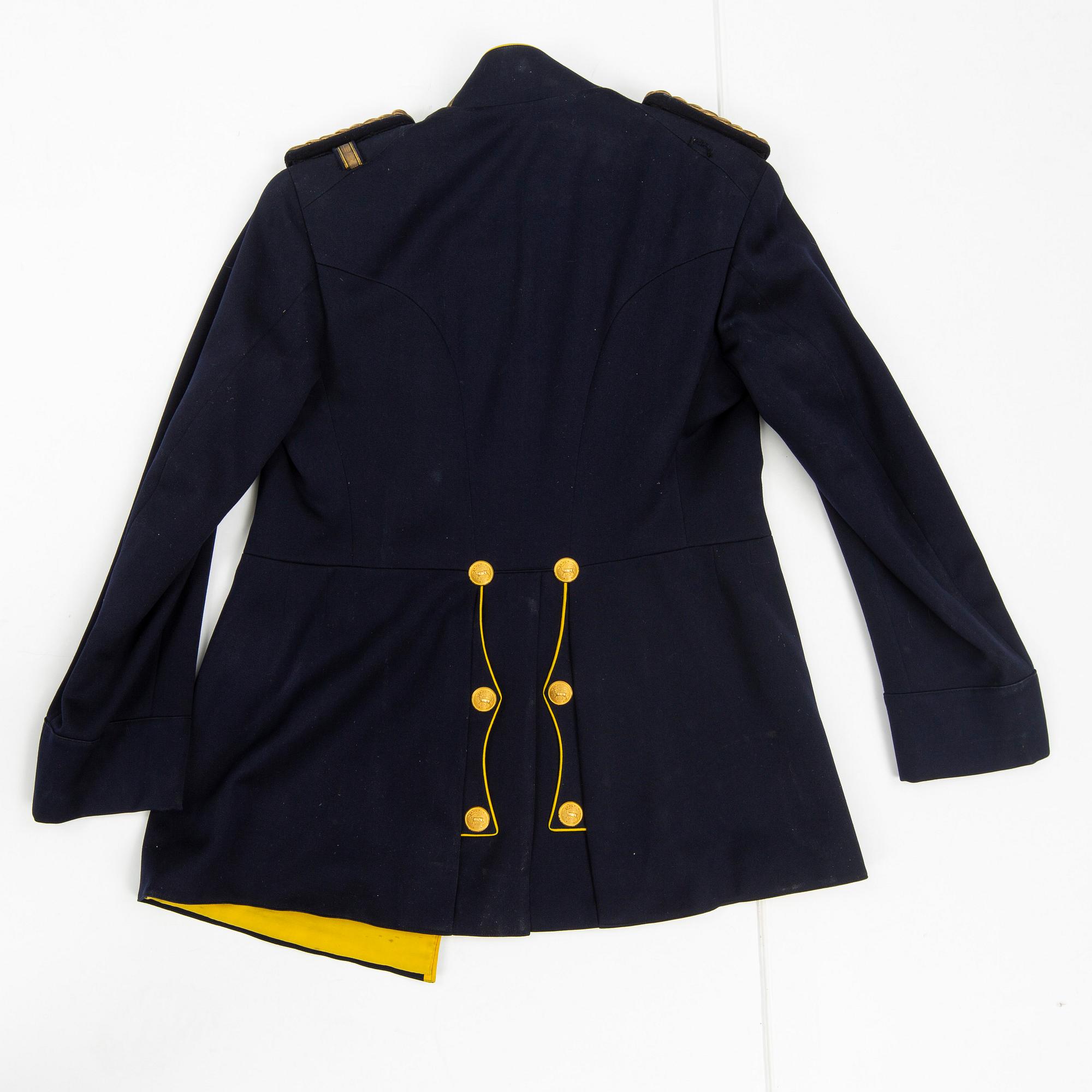 A Swedish officer's uniform 1886 pattern.