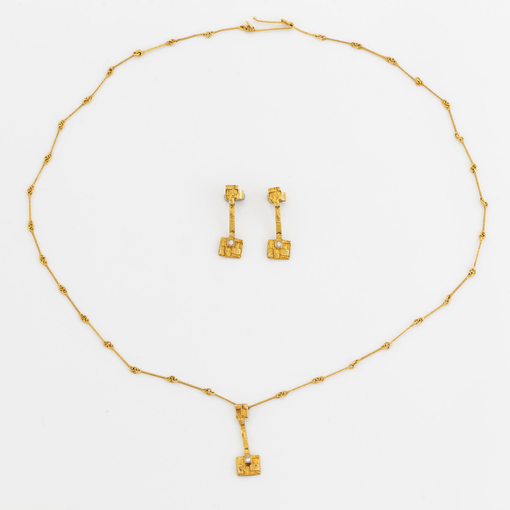 Björn Weckström, necklace and earrings,  18K gold with eight cut and brilliant cut diamonds.