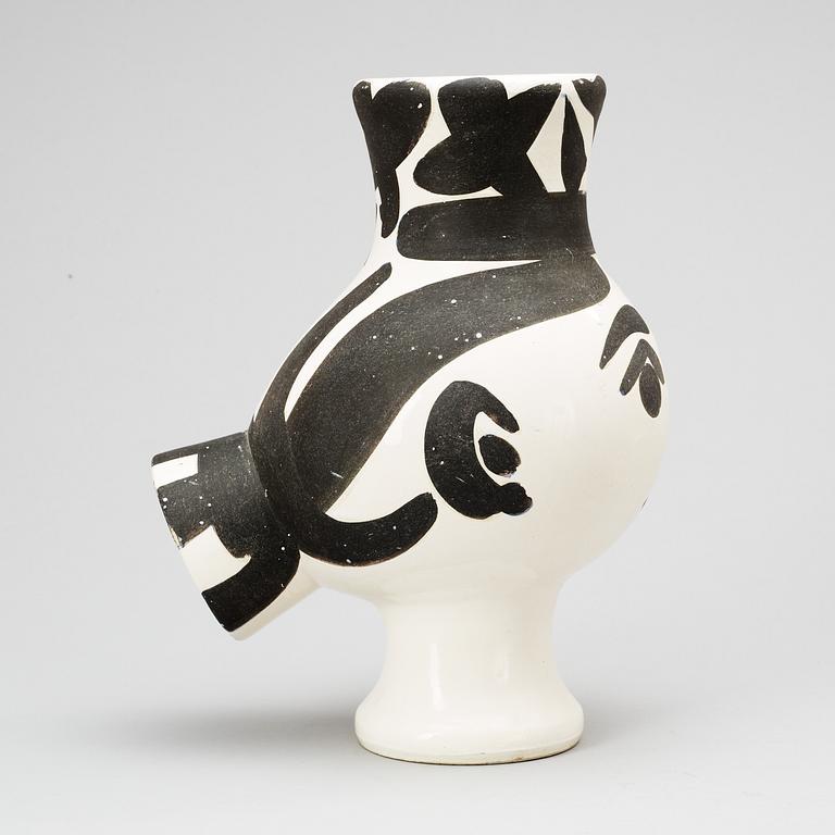 A Pablo Picasso faience vase 'Chouette femme', Madoura Vallauris, 1951.