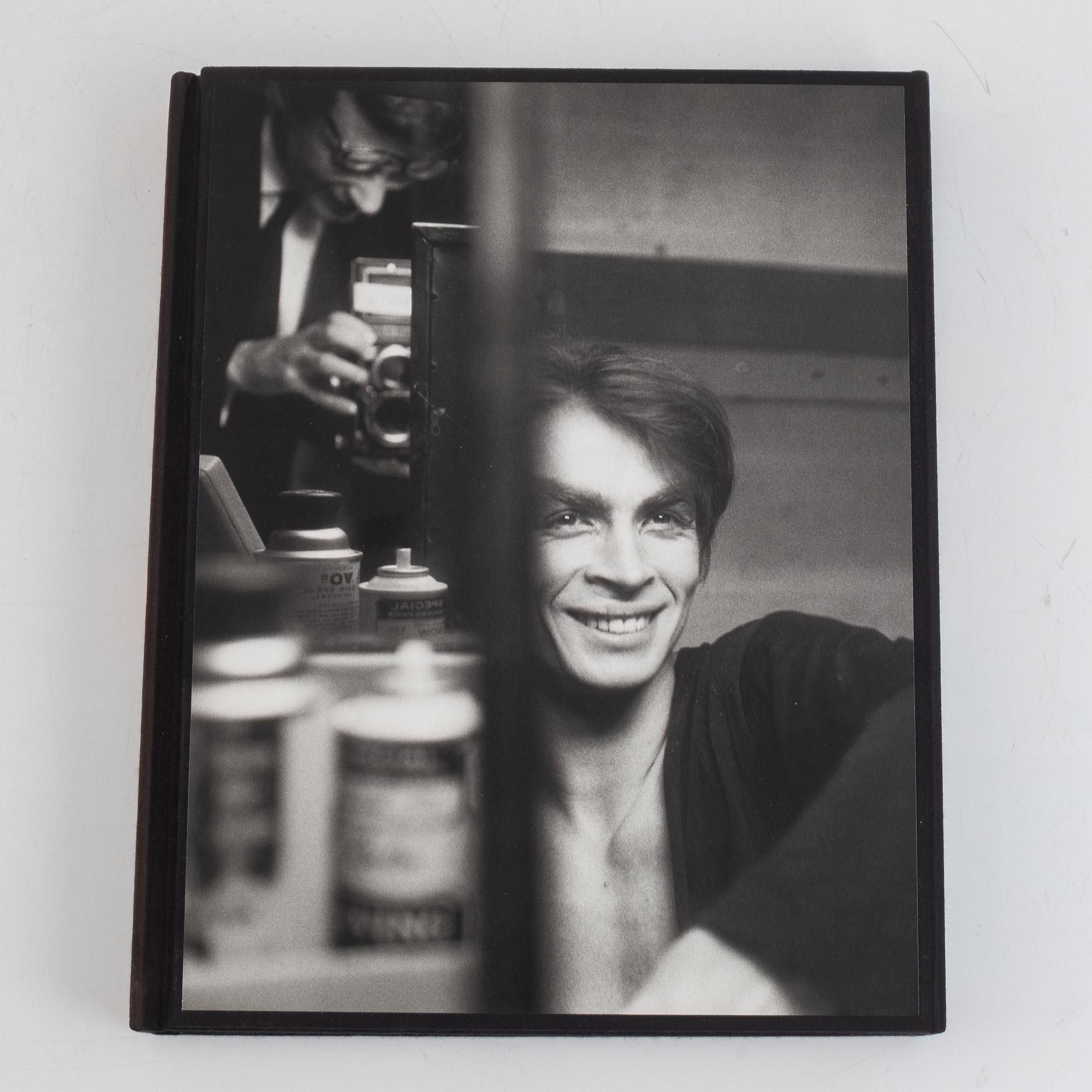 Richard Avedon, photo books, three volumes.