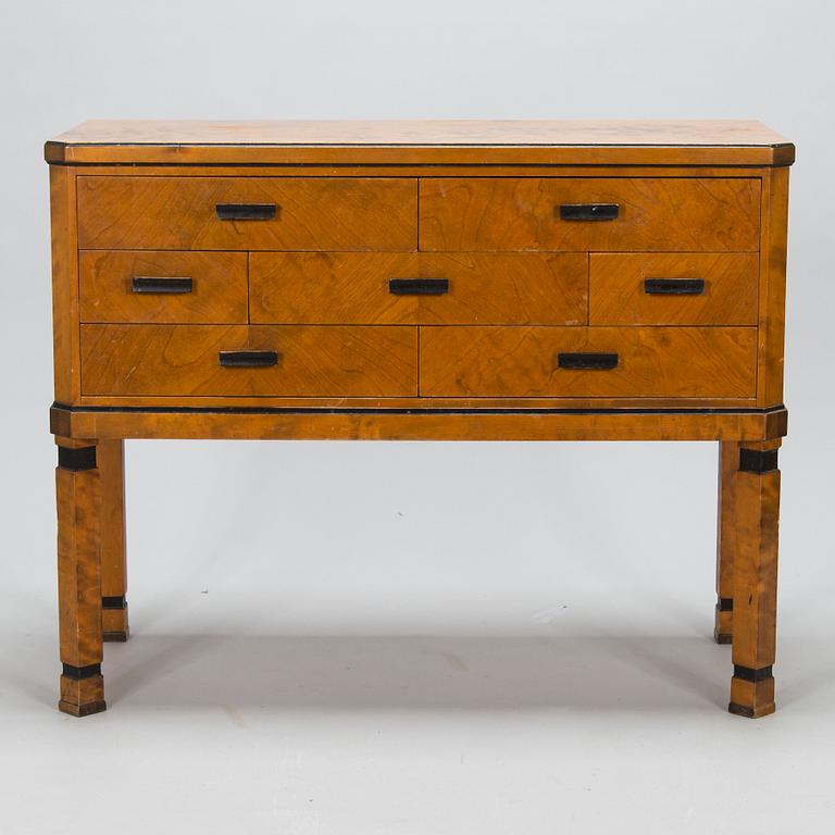 Skänk/byrå, "Timo". Tillverkare Asko, Finland. 1930-tal.