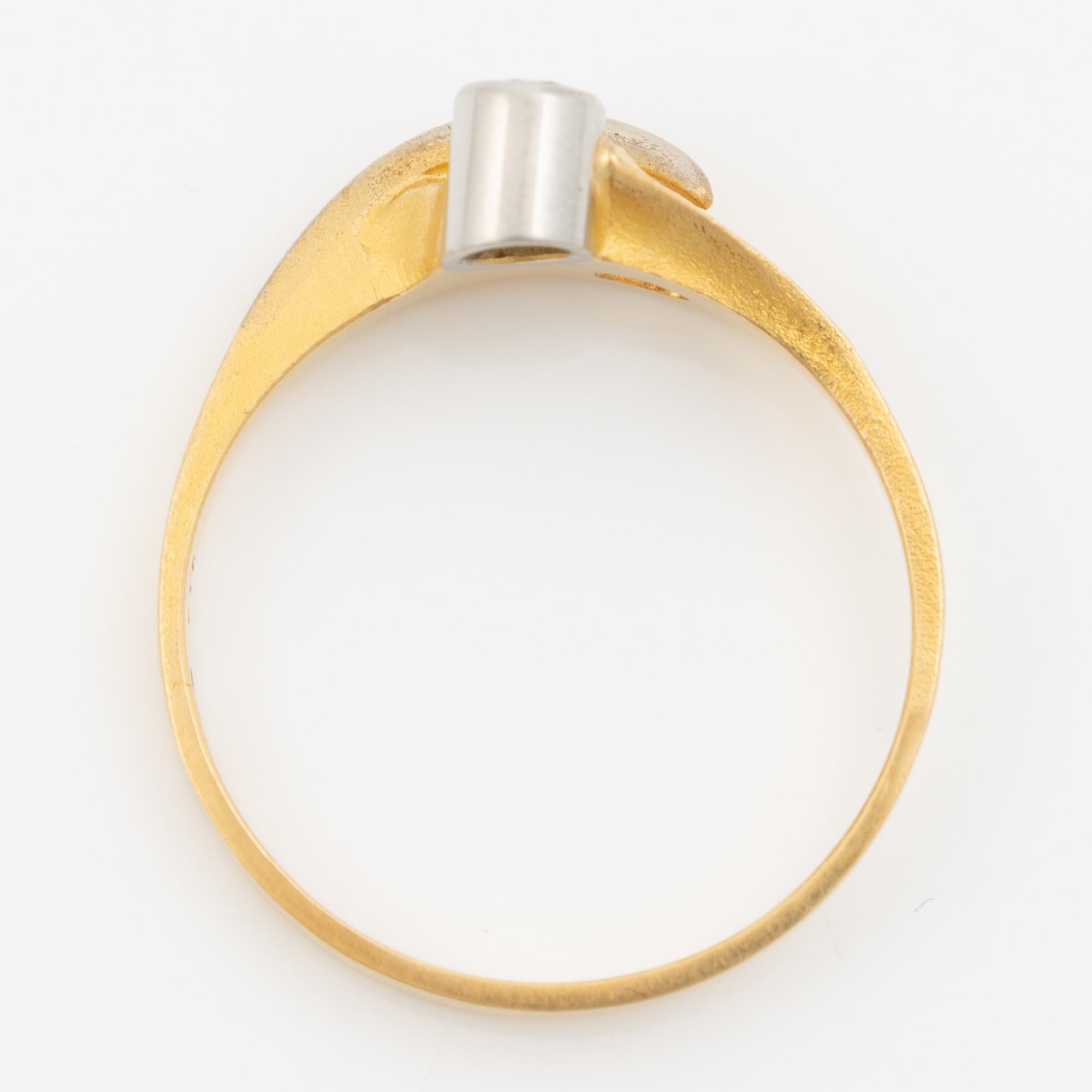 Lapponia, ring 18K gold set with a round brilliant-cut diamond, Finland 1978.