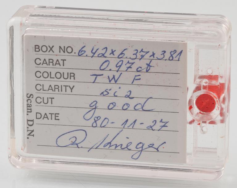 RING, 18K guld och vitguld med briljantslipad diamant 0.97 ct, Sven Wrange, Göteborg. Vikt 8,5 gram.