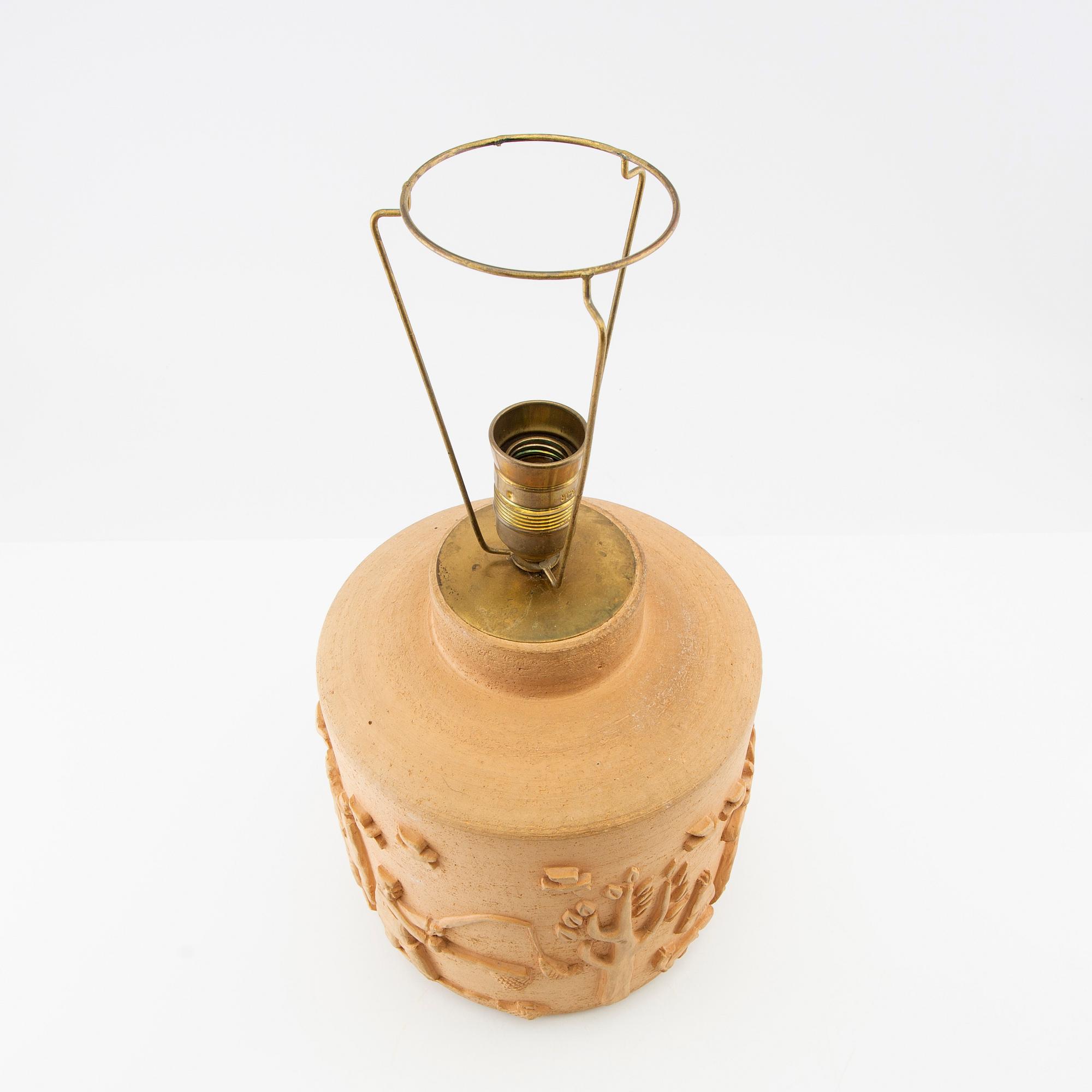 Grete &Tom Möller bordslampa signerad och daterad  1945.