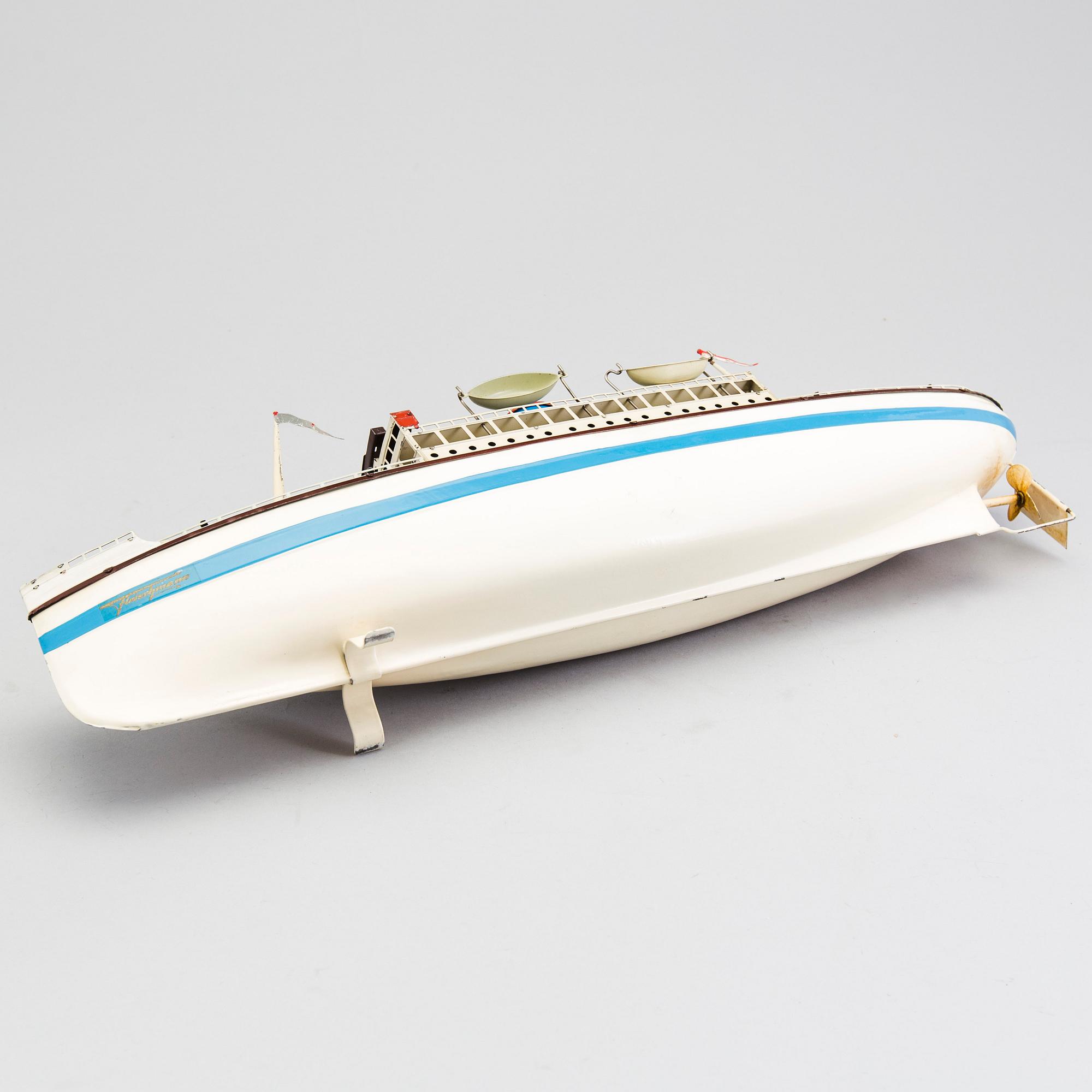 A tinplate Fleischmann steam liner, Germany, 1950s.