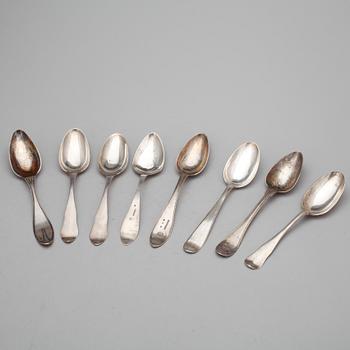 MATSKEDAR, 8 st, silver, bland annat Peter Ohlijn, Karlskrona, 1784, mestadels 1800-tal. Vikt ca 435 gram.