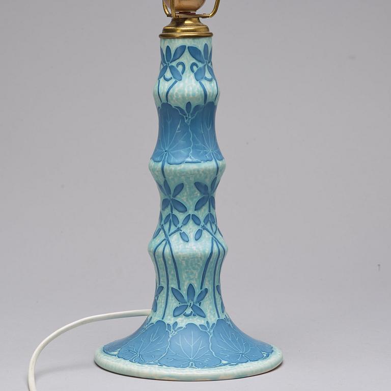 ELSA ENGESTRÖM samt JOSEF EKBERG, bordslampa och 2 skålar, Gustafsberg 1911 och 1914.