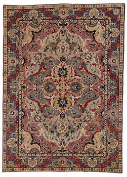 219. A CARPET, semi-antique, Tabriz, signed Jabarzade ca 337,5 x 242,5 cm.