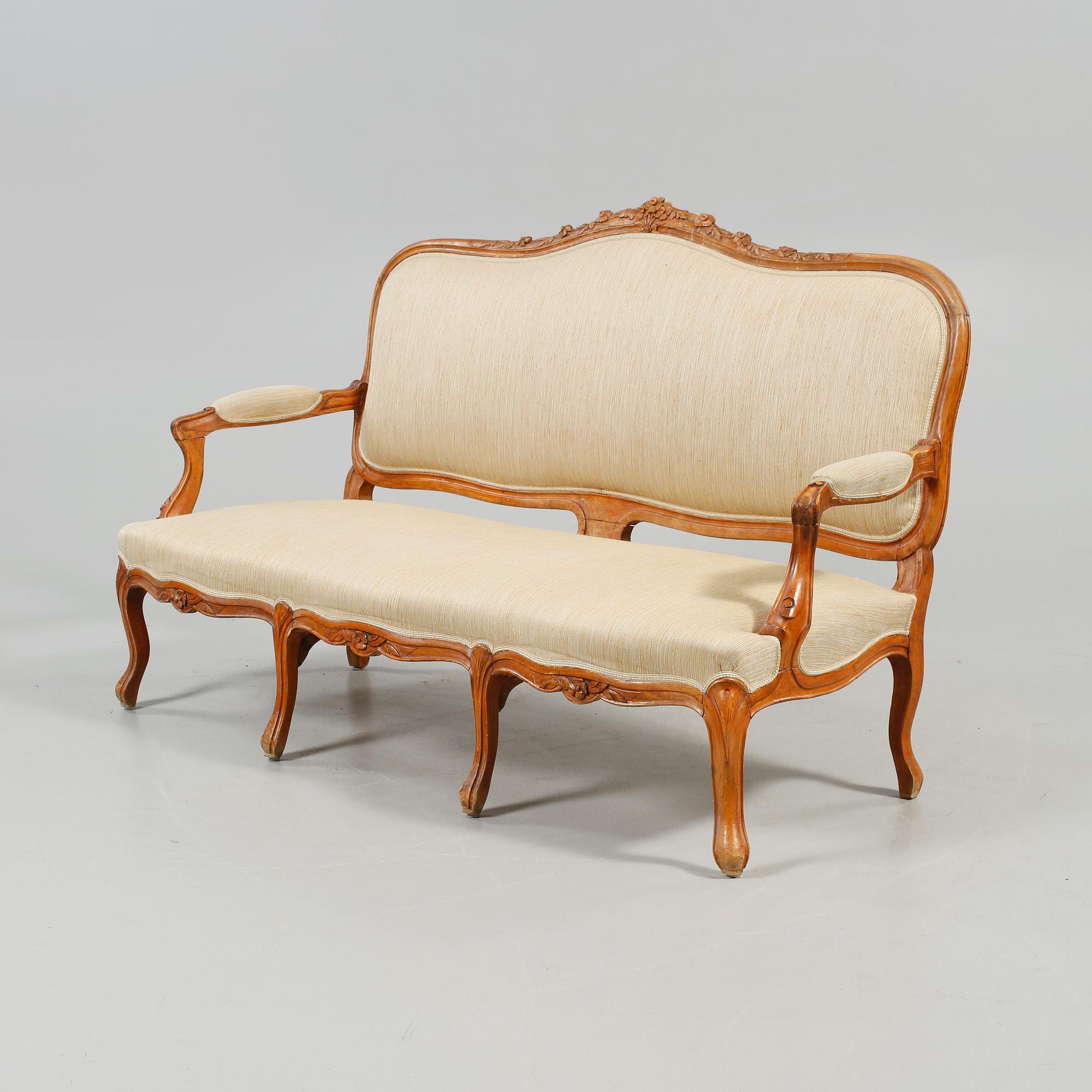 SOFFA, rokokostil, 1900-talets första hälft.