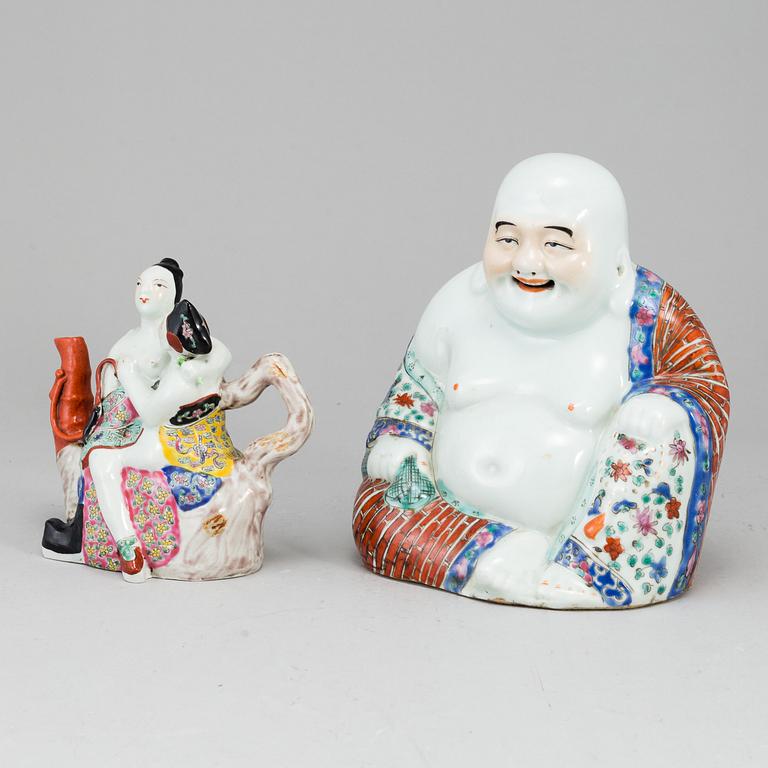 Two Chinese famille rose figurines, 20th century.