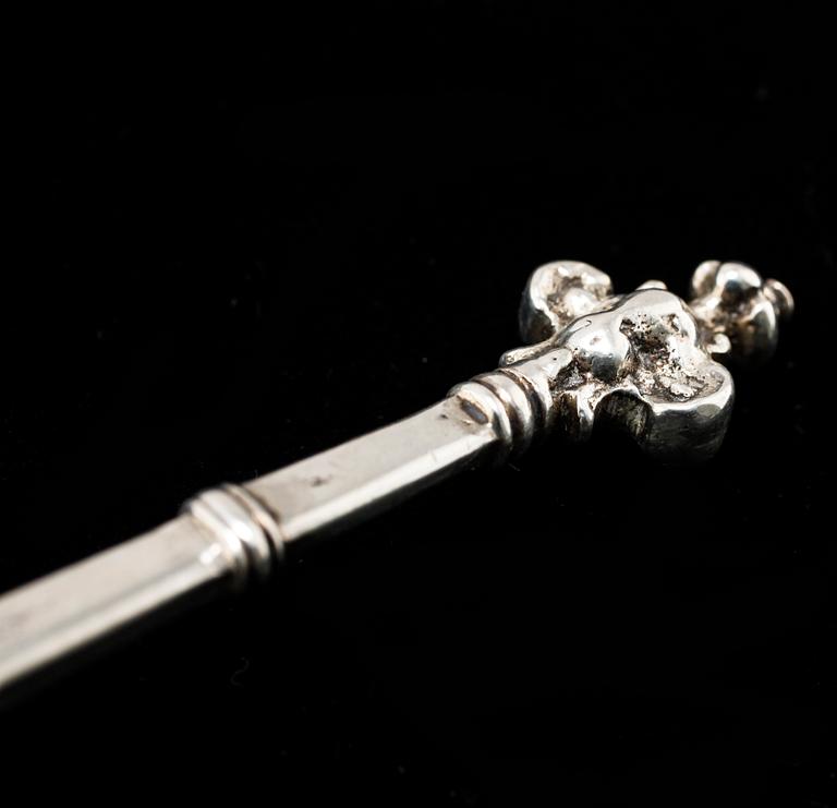 A Swedish 17th century silver spoon, mark of Jöran Hieronymi Bernegau, Norrköping (1648- 1679).