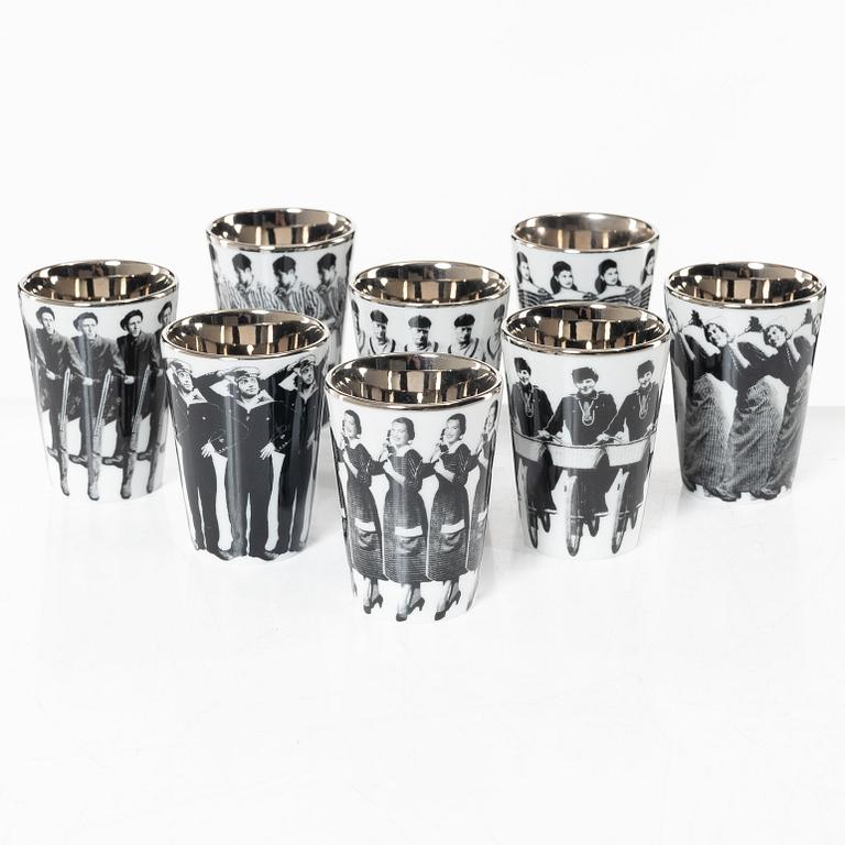 Åsa Lindström, snapsglas 8 st, porslin, Rörstrand, 2000-tal.