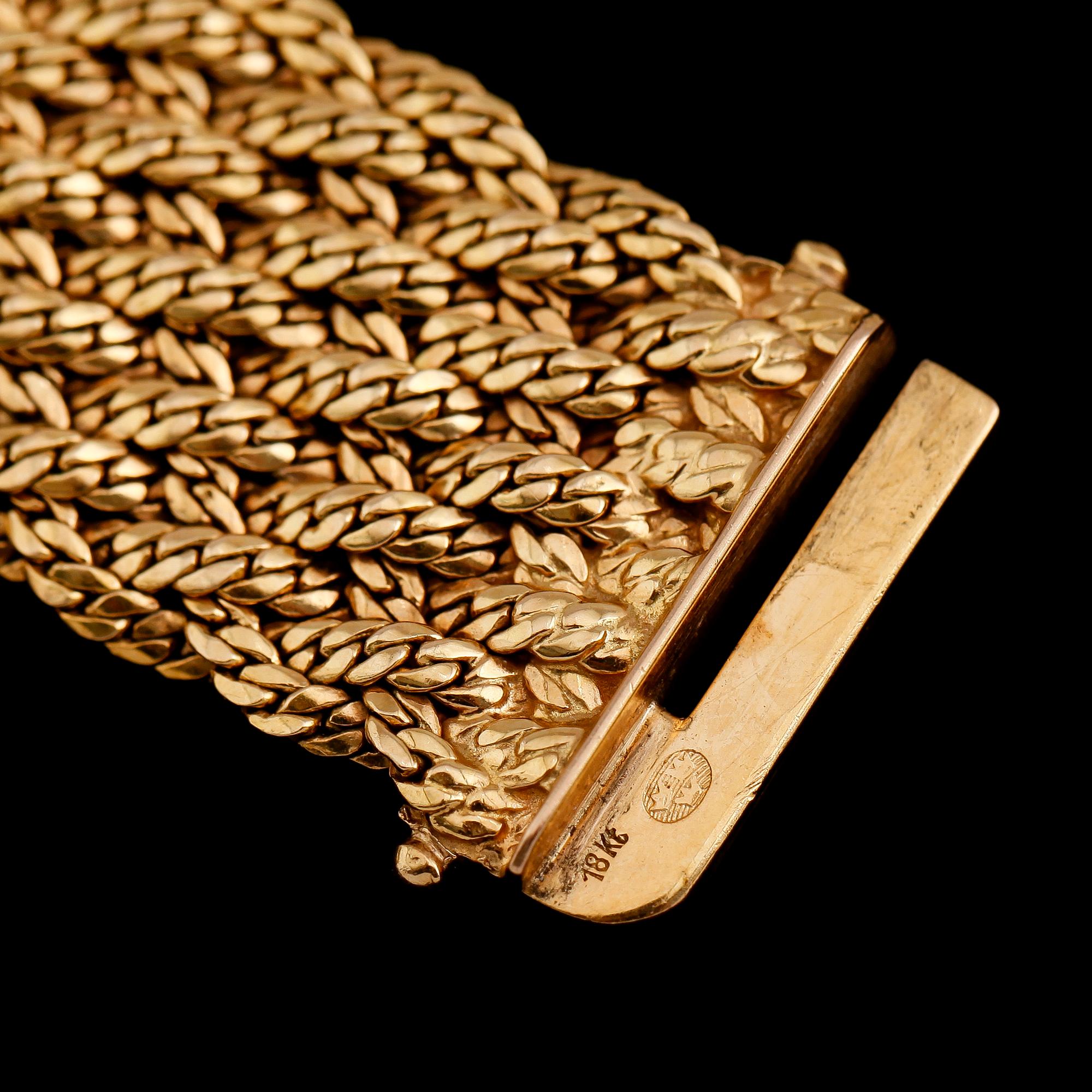 ARMBAND, 18 k guld, svenska stämplar. Vikt ca 37 g.