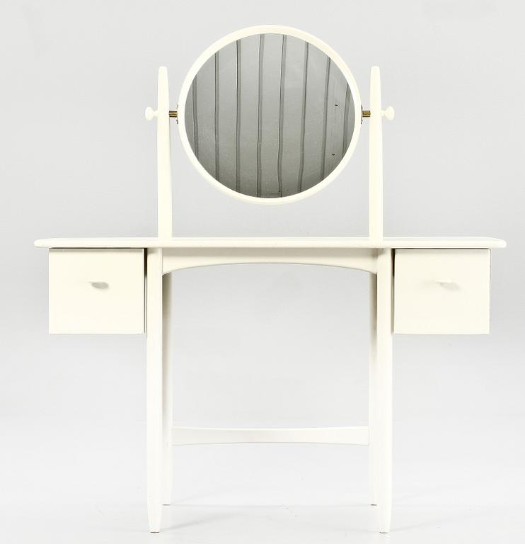 TOALETTBORD, "3-179", ur "Skandinett"-serien, Sven Engström och Gunnar Myrstrand, Bodafors, 1964, etikettmärkt.