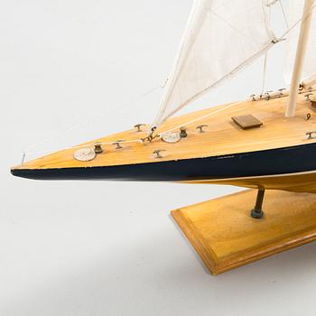 Modellbåt, J-båten "Shamrock", 1900-talets senare hälft.
