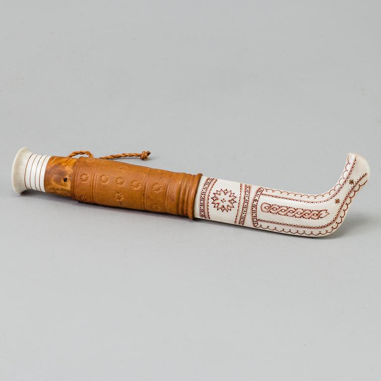 traditional sami knife by Anders Sunna, 20 th century.