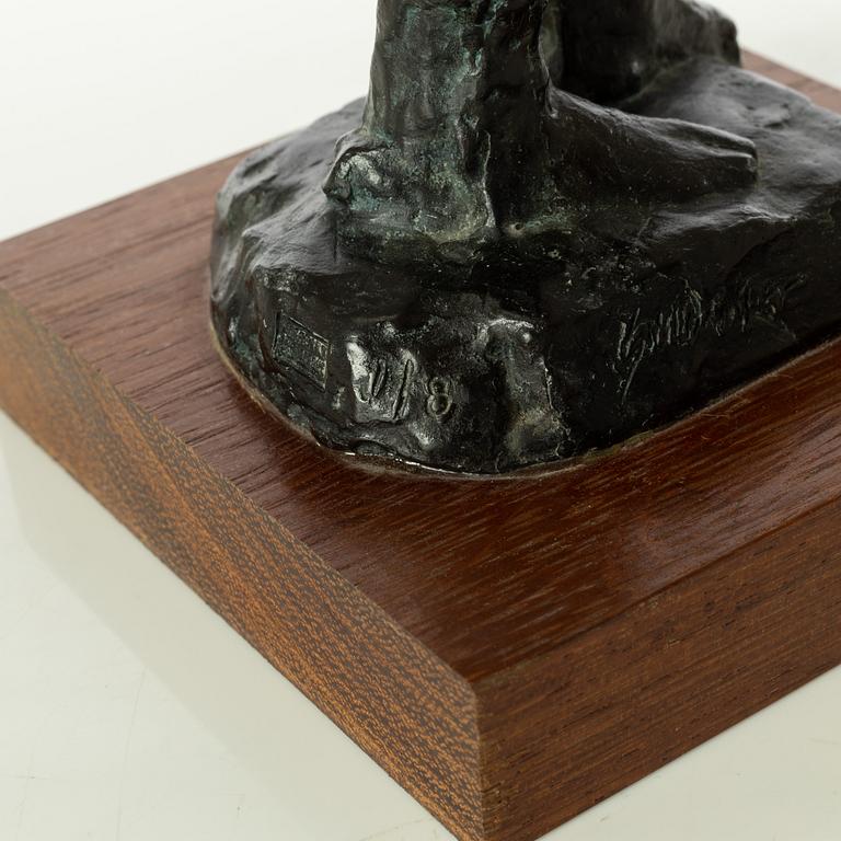 Gudmar Olovson, sculpture. Signed. Numbered. Foundry marl Brons, total height 43 cm, längd 17 cm.