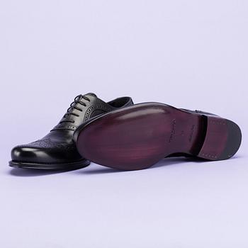 LOUIS VUITTON, shoes, size 42,5.