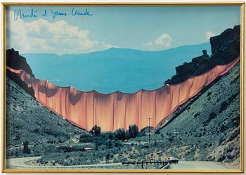 Christo & Jeanne-Claude, "Valley Curtain, Grand Hogback, Rifle, Colorado", 1970-72.