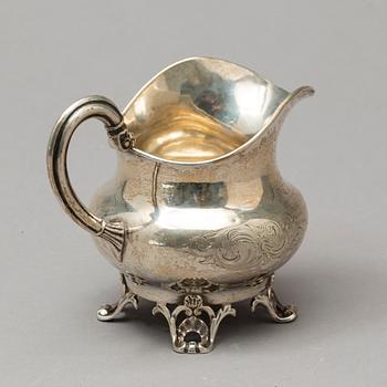 GRÄDDKANNA, nyrokoko, Gustaf Theodor Folcker, Stockholm 1860, silver, vikt ca 112 g.