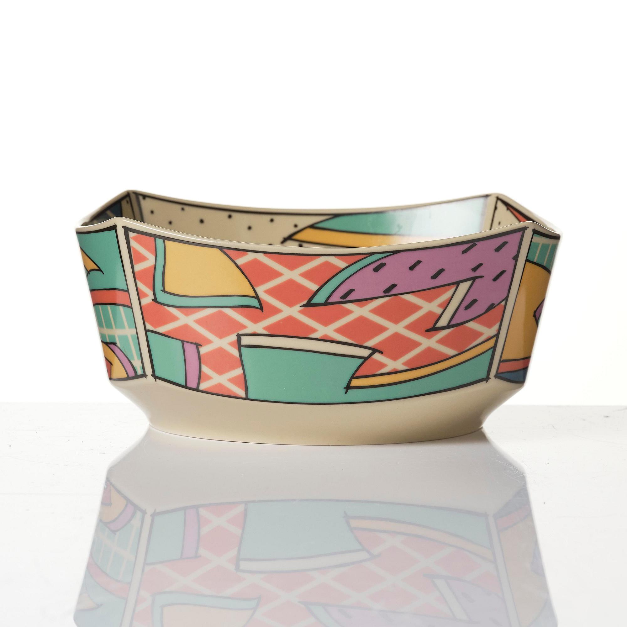 Dorothy Hafner, a 47-piece "Flash" ceramic dinner service, Rosenthal, Germany, post 1984.