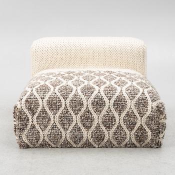 Patricia Urquiola, a 'Mangas' longe chair, GAN.