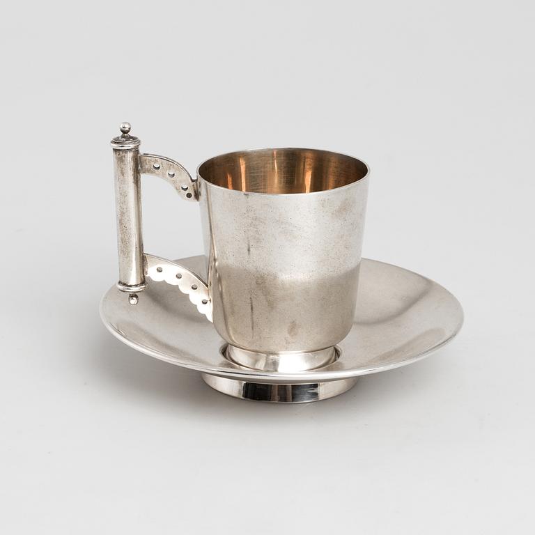 ALEKSANDER BENEDIKTOVICH LJUBAVIN, KAFFEKOPP MED FAT, Silver, S:t Petersburg, Ryssland, sekelskifte 1899-1908.