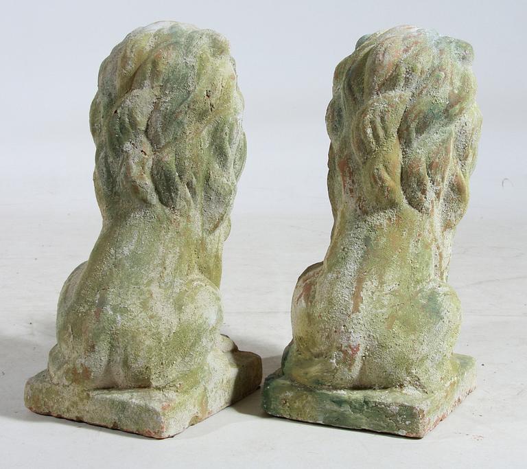 TRÄDGÅRDSSKULPTURER, ett par, terracotta, 1900/2000-tal.