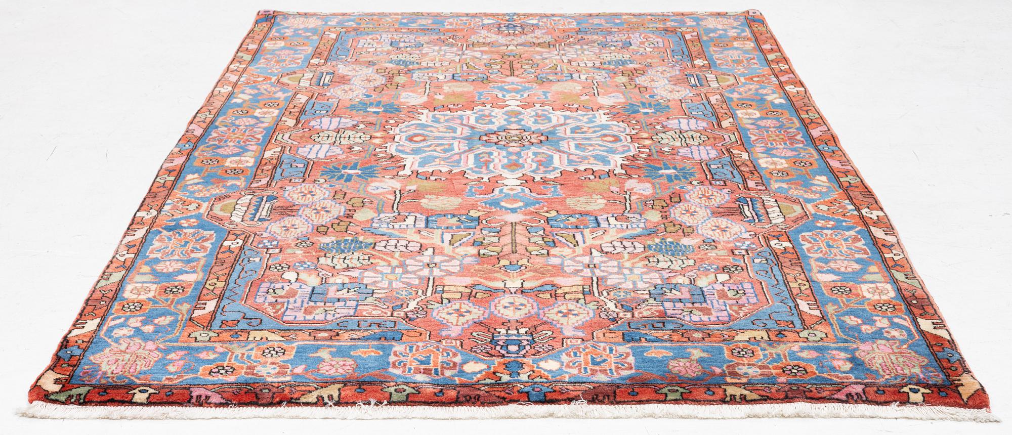 Matta, nordvästpersisk, ca 230 x 150 cm,