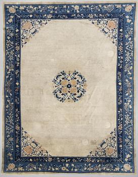 A carpet, an antique Beijing, China, ca 344 x 264 cm.
