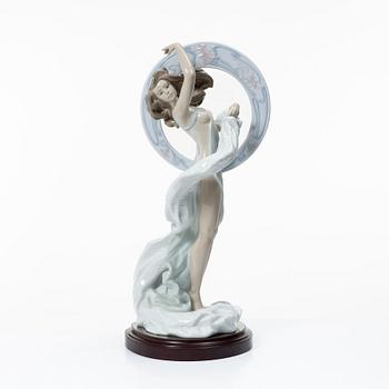 Regino Torrijos, figurine, "Dance", Lladró, Spain.