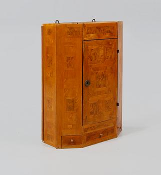 HÄNGSKÅP, 1800-tal.