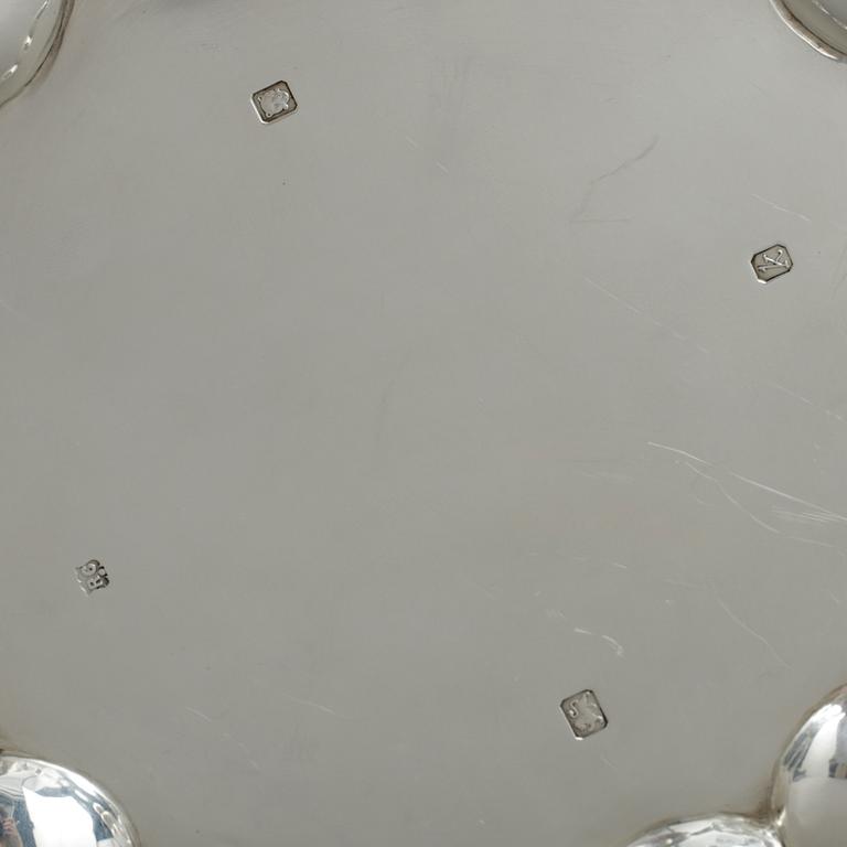 SKÅL, silver, Richard Comyns, London, England, 1966. Vikt 839g.