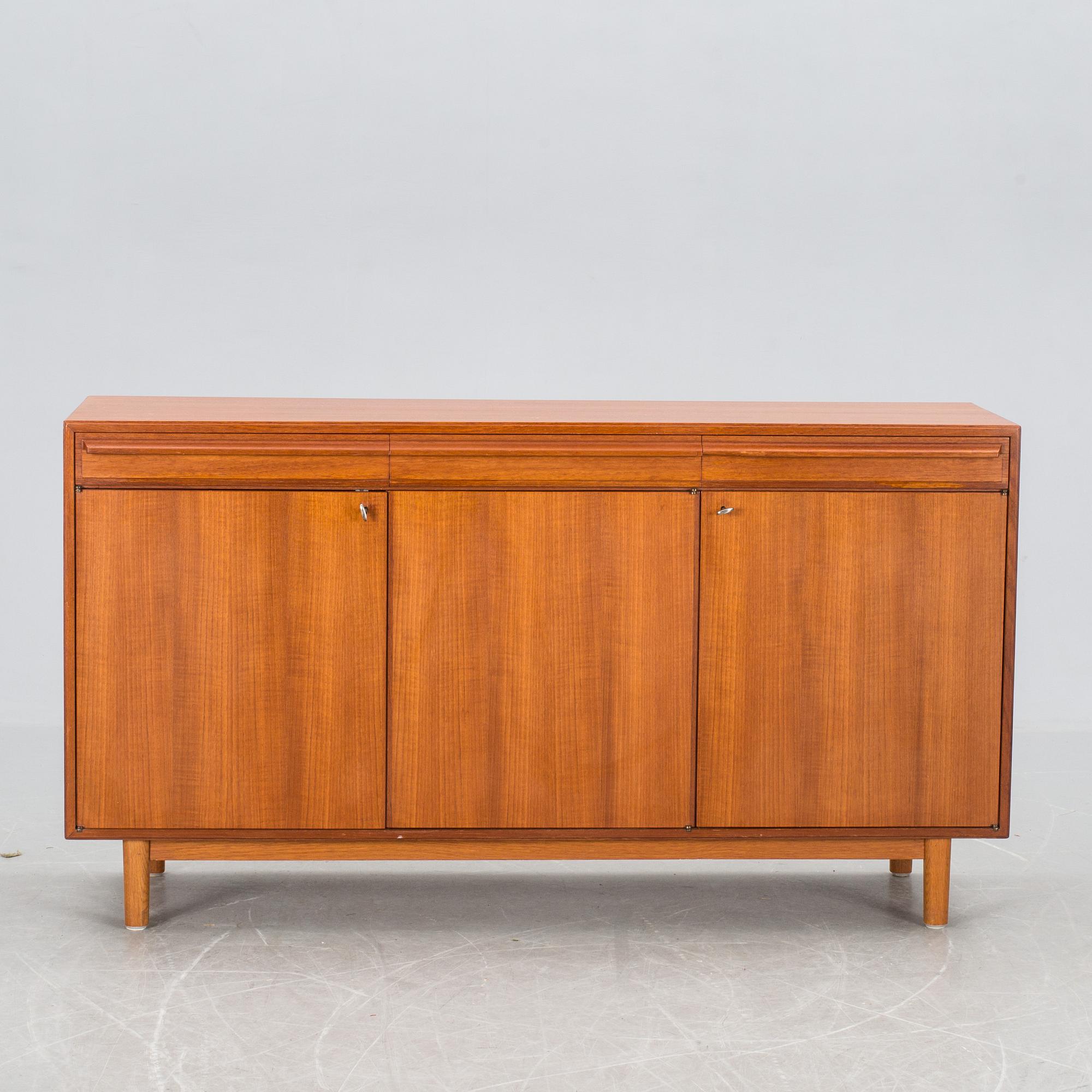 SIDEBOARD, Bertil Fridhagen, Bodafors 1962.