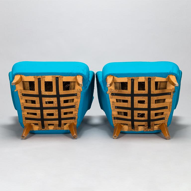 Ilmari Lappalainen, a pair of mid-20th-century 'Laila' armchairs for Asko, Finland.