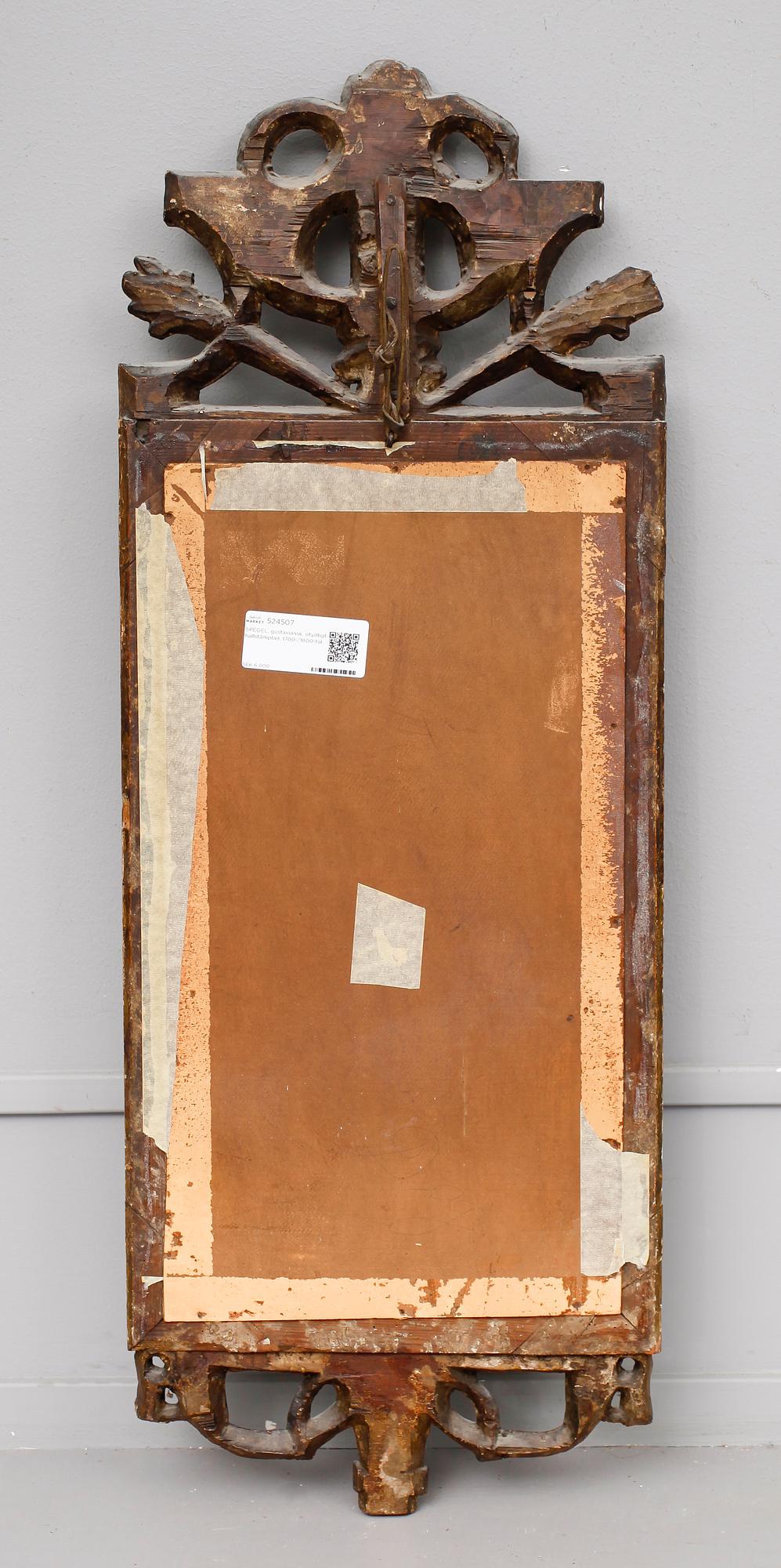 SPEGEL, gustaviansk, otydligt hallstämplad, 1700-talets andra hälft.