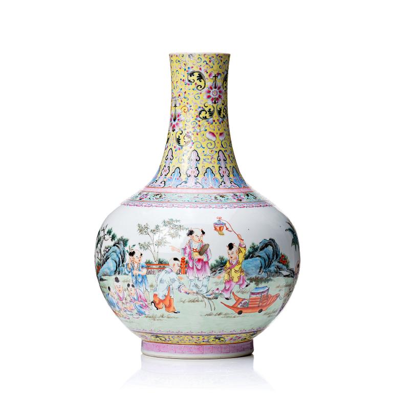 A Chinese vase, Republic with Qianlong mark.