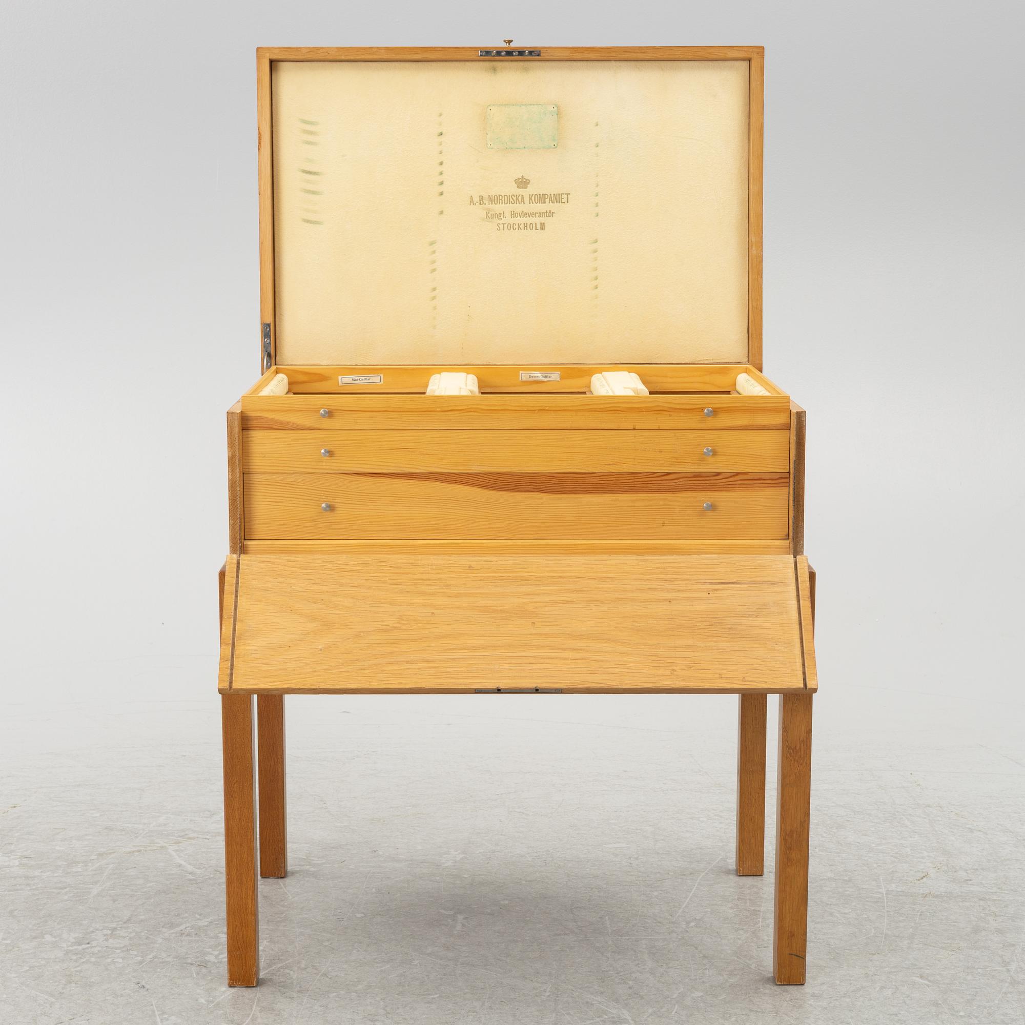 Nordiska Kompaniet, bestickschatull, 1900-talets mitt.
