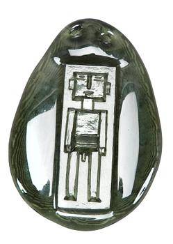 83. A GLASS PENDANT,