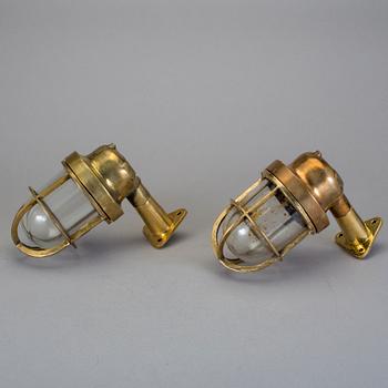 FARTYGSARMATURER/MÄSSBELYSNING, 2 st, 1900-tal.